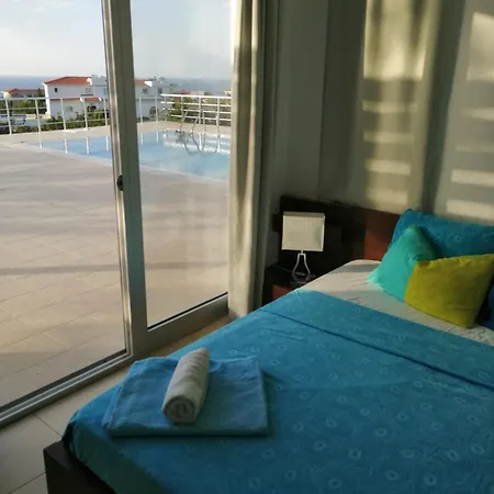 Villa Pinecliff *